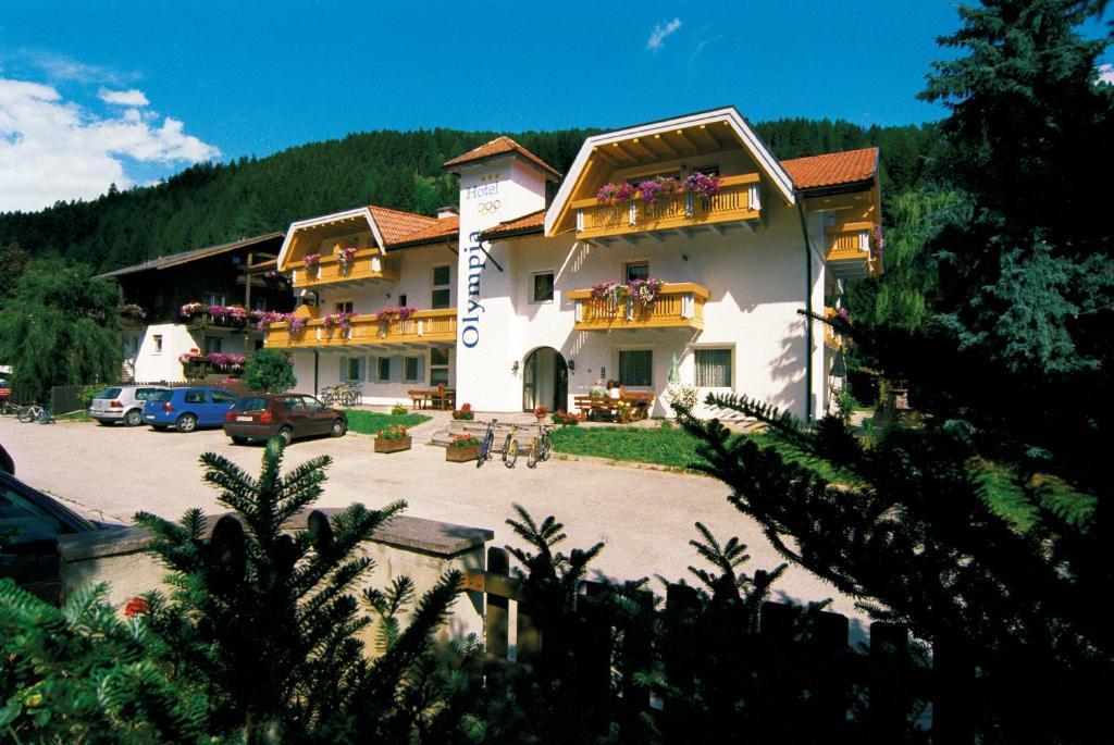 Hotel Olympia Sarentino Εξωτερικό φωτογραφία
