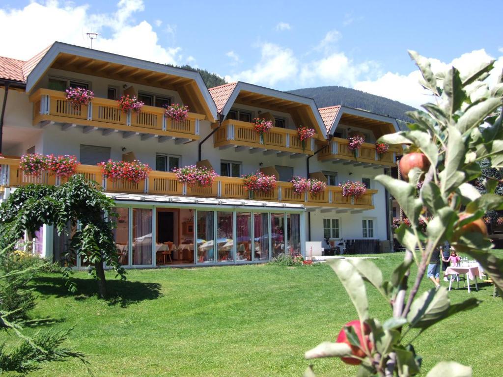 Hotel Olympia Sarentino Δωμάτιο φωτογραφία